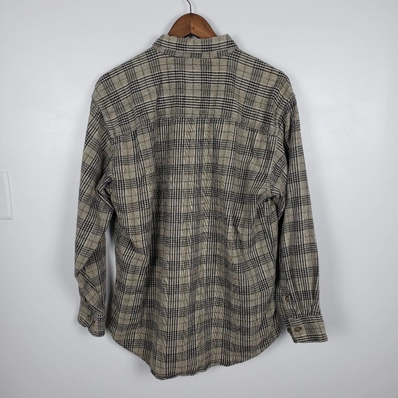 Woolrich flannel plaid button down mens large - Picture 2 of 10